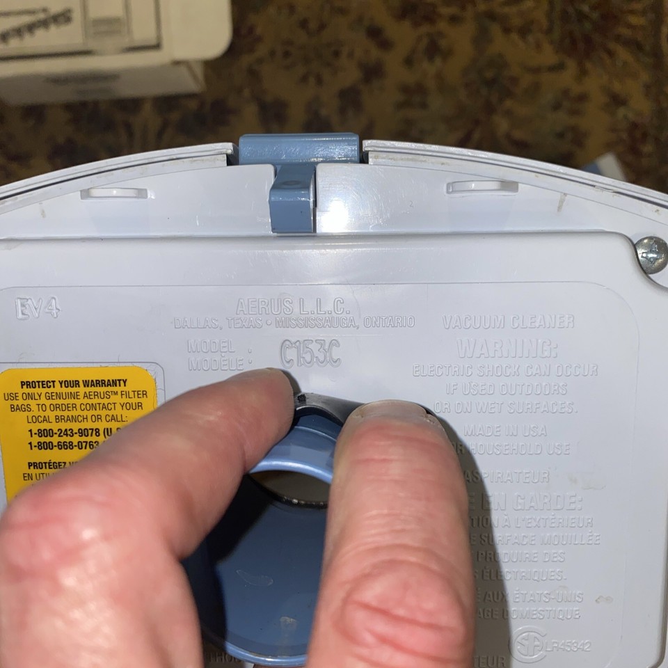 Electrolux Aerus Lux Legacy C153C Canister Vacuum Cleaner w/ sidekick