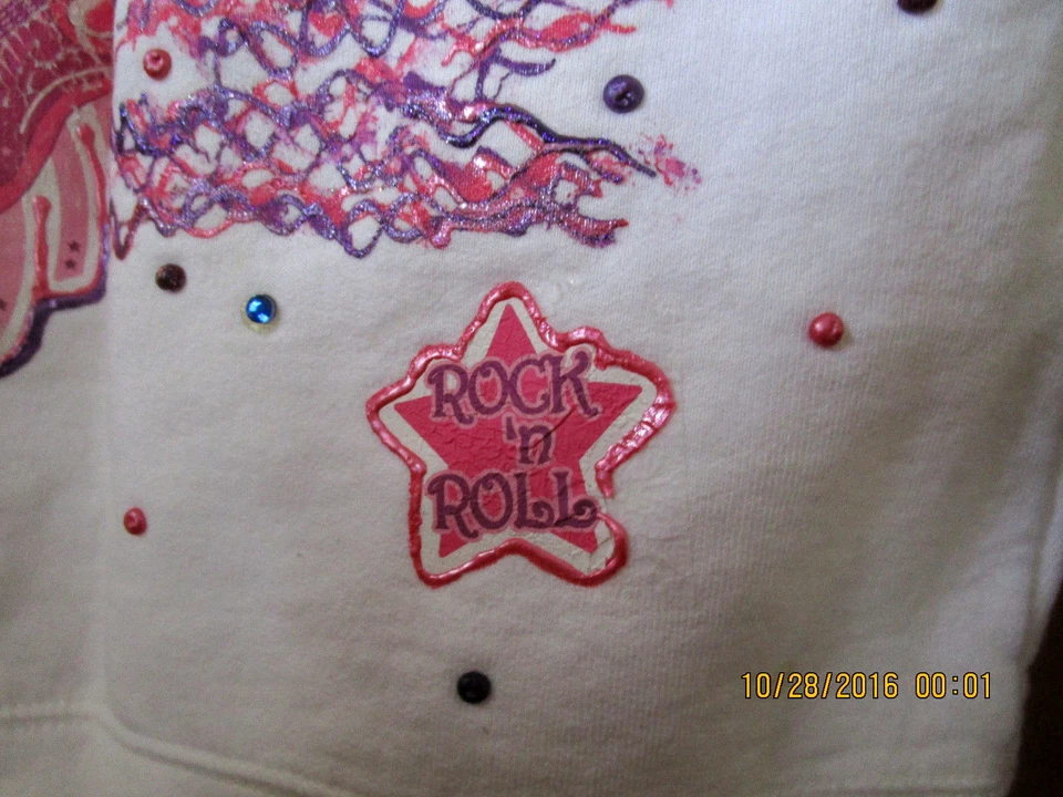 HANES, comfort zone, white sweatshirt w/embellishments size 6 (girls) NEW - Image 4 of 4