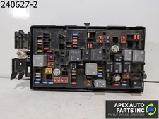 OEM 2015 Chevrolet Malibu 2.5L Engine Fuse Bo...
