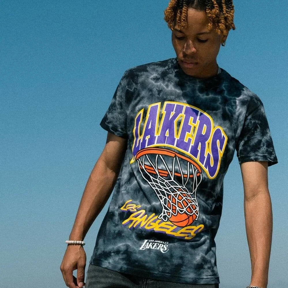 NWT LOS ANGELES LAKERS NBA Authentic Y R Graphic Designer Tee