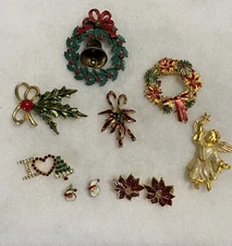 Assorted Christmas Pins/ Brooches  Lot x 6 & 2 pr Earrings
