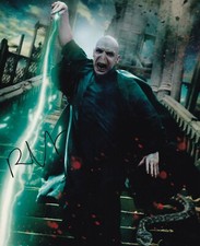 RALPH FIENNES signed autograph 20x25cm HARRY POTTER in person autograph ACOA
