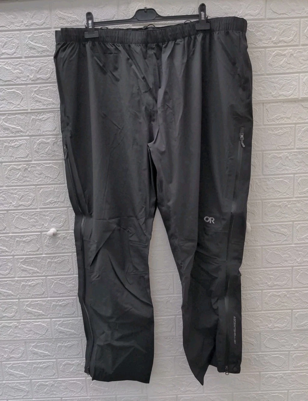 New Outdoor Research Men's Foray 3L Rain Pants Black Size XXL Short