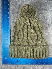 Beanie Toque Women One Size Green Cable Knit 100 Acrylic Ski Pom