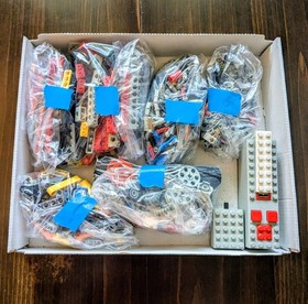 LEGO Technic 8412 Nighthawk Lot &ndash; Box & Manual &ndash; 90%+ Complete + batt+ 8024 book