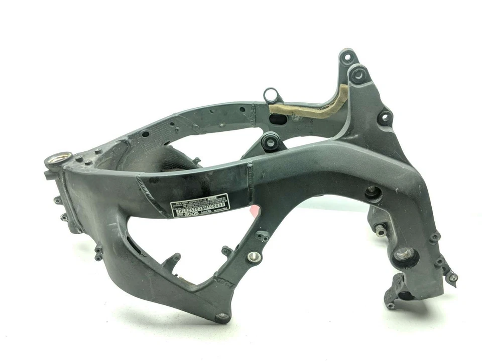 04 05 Honda CBR1000RR cuadro principal chasis SLVG dañado Foto 2 de 4