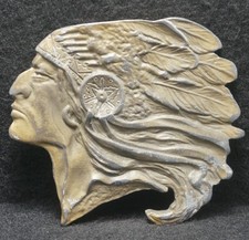 XB23104 VINTAGE 1970s CUT-OUT INDIAN CHIEF W/ FULL HEADDRESS ART BELT BUCKLE
