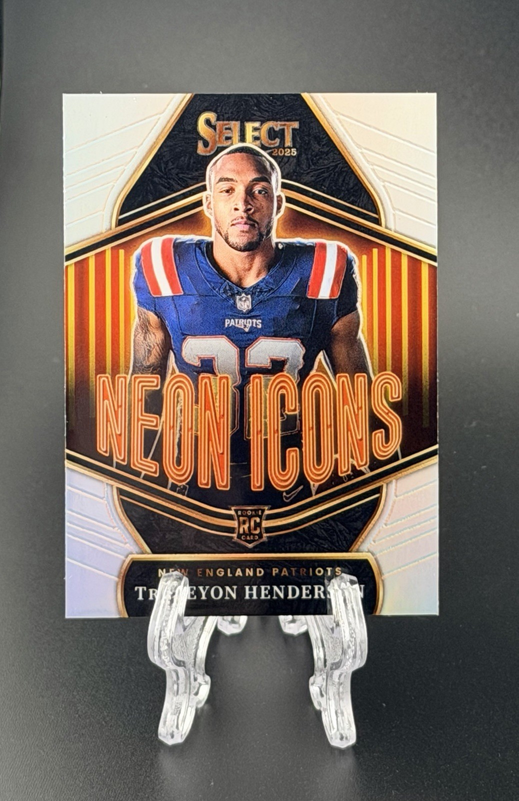 2025 Select Treveyon Henderson #16 Neon Icons Silver Prizm Rookie RC Patriots