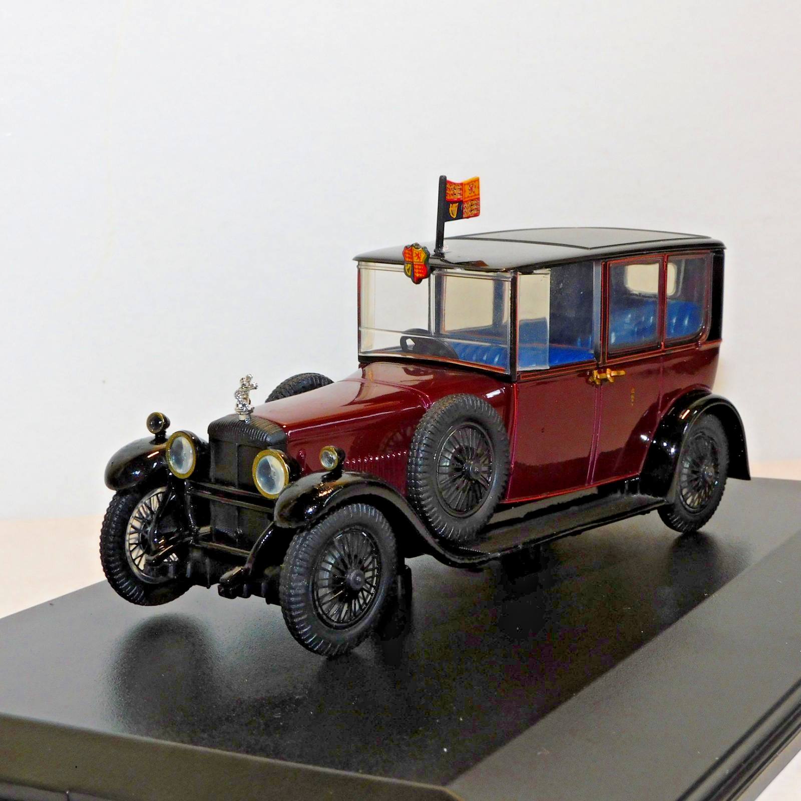 OXFORD DIECAST 1929 DAIMLER KING GEORGE V MAROON 1/43 RD001