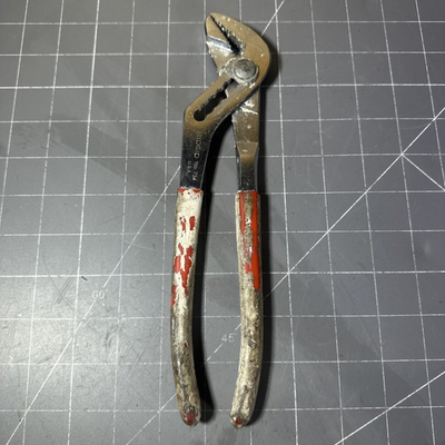 #ad Vintage RIDGID No 734 10quot; WATER PUMP SLIP JOINT PLIERS Red Handle $14.99