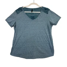 KÜHL Women's Size L Teal Green Geometric Pattern V-Neck Short Sleeve Top