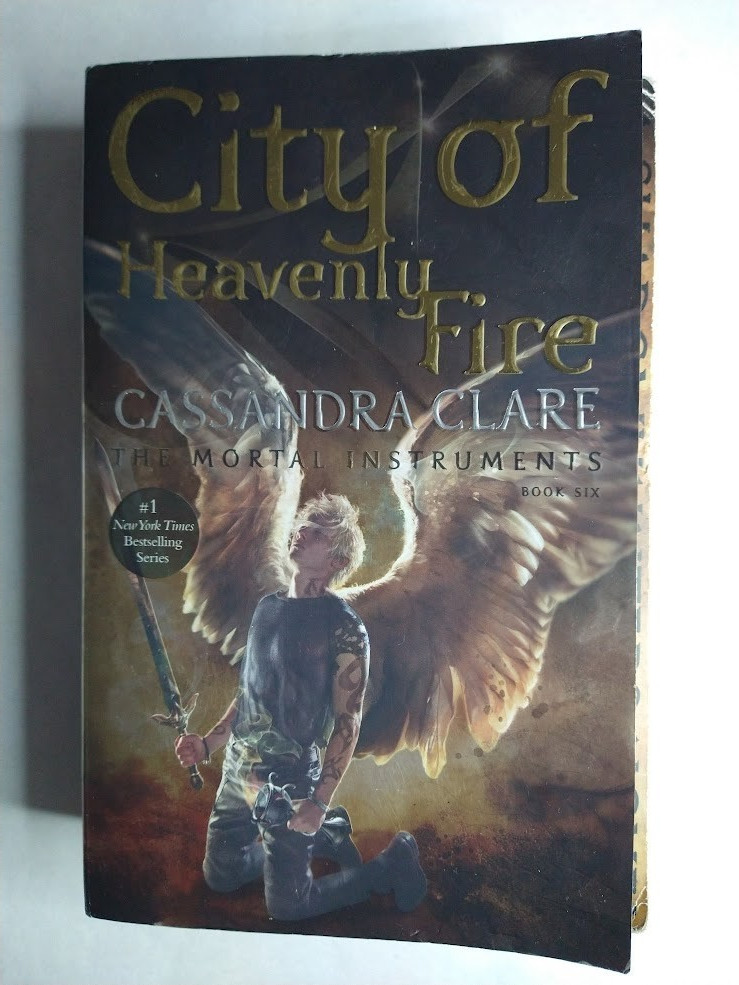 City of Heavenly Fire (The Mortal Instruments) - Paperback Cassandra Clare