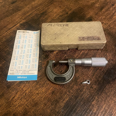 Vintage Moore and Wright No 103 metrische Mikrometer 0-25 mm 0,01 mm Graduierungswerkzeug