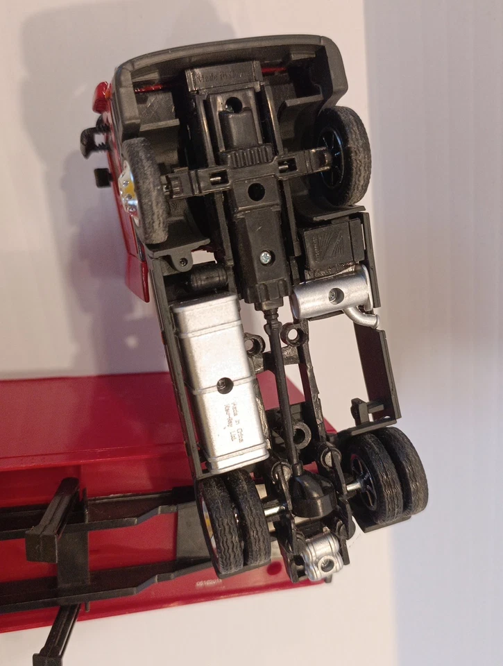 NEWRAY IVECO Stralis rouge avec semi 3 essieux IVECO, échelle 1/43 très bon état - Photo 3/3