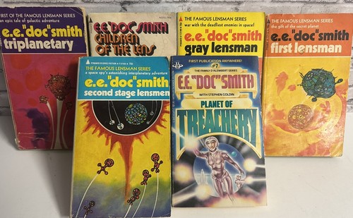 1970's E. E. "Doc" Smith Vintage Lensman PB Book Lot of 6