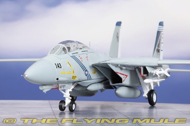 Easy Model 1:72 F-14B Tomcat USN VF-143 Pukin Dogs AG143 | eBay