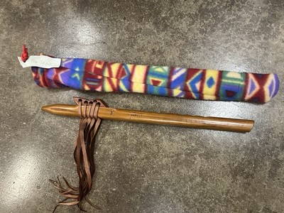 Tsunami Native American-style flute in Bb. in excellent condition USA made/ case