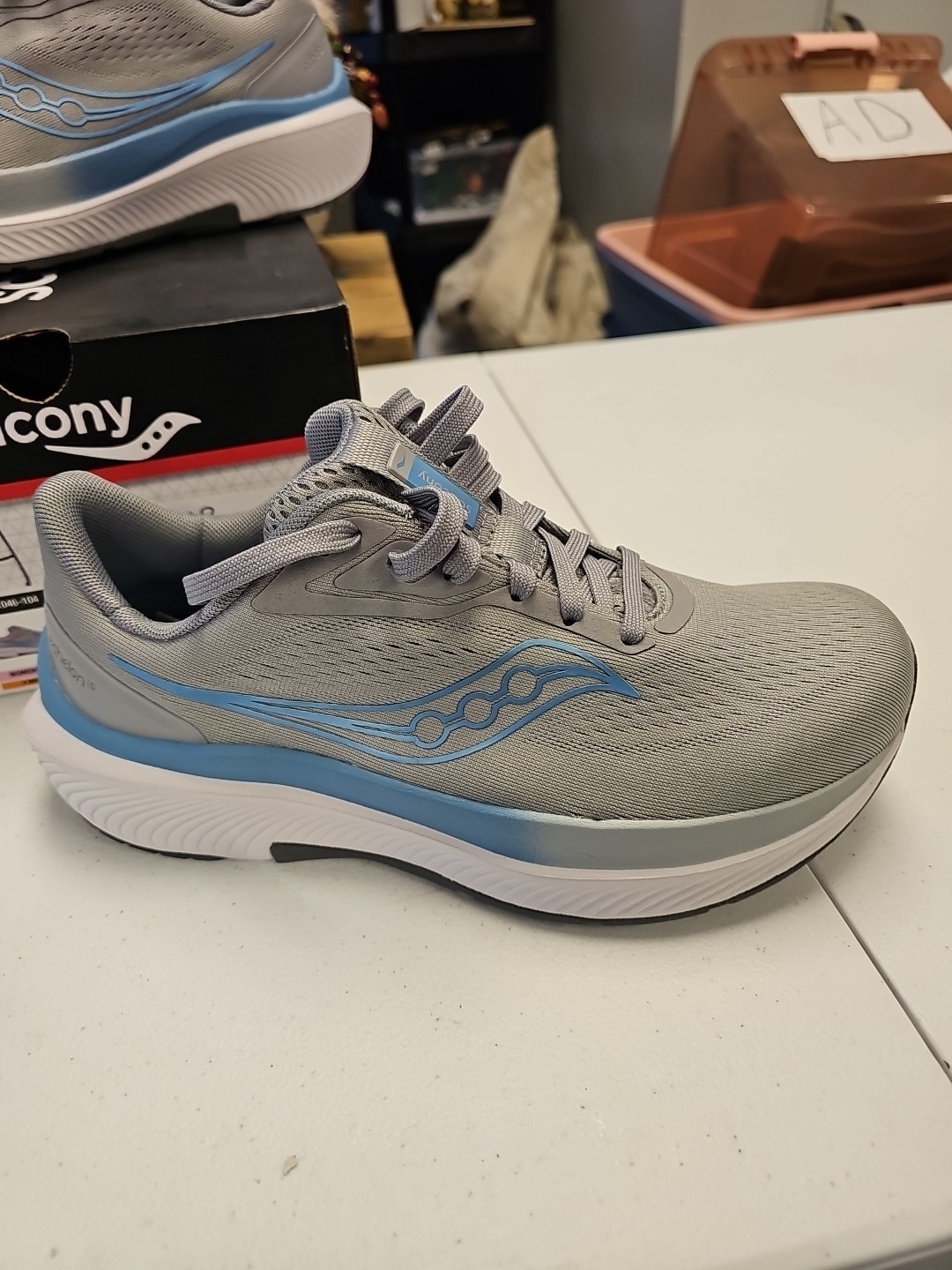 Saucony Echelon 10 Women's Sneakers 9.5 XW Flint/Breeze Gray image 2