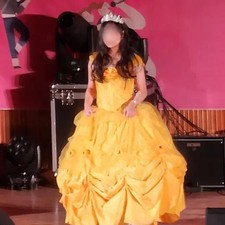 Bell Dress for Graduation Photos Rental