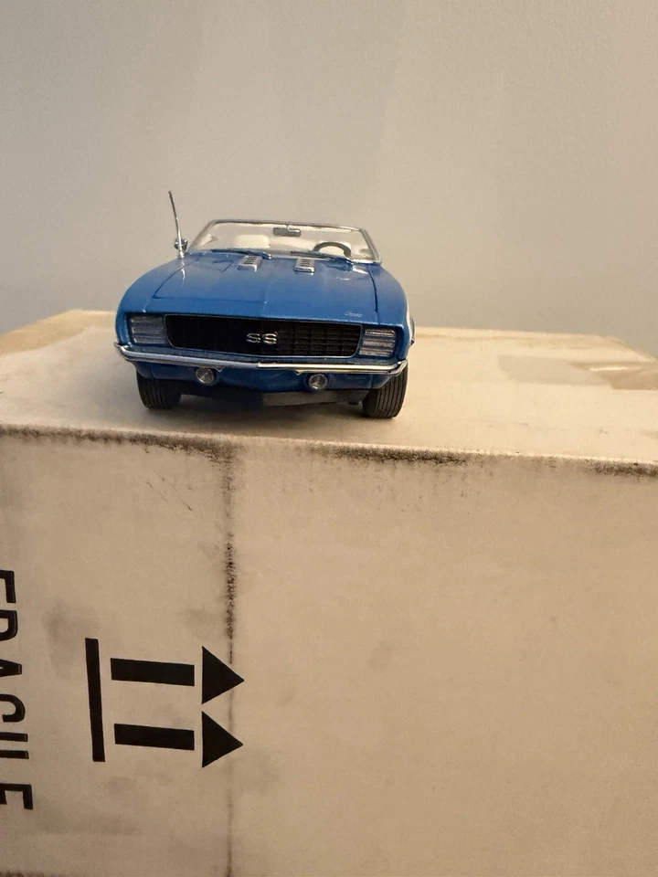 Chevrolet Camaro 1969 convertible Danbury como nuevo azul escala 1:24 Foto 2 de 4