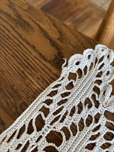 Vintage Off-White Crochet Edge Linen Table Runner 62x16.5” - Picture 9 of 12