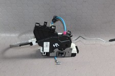 Mercedes Benz W117 CLA T&uuml;rschloss hinten rechts A 2047302835