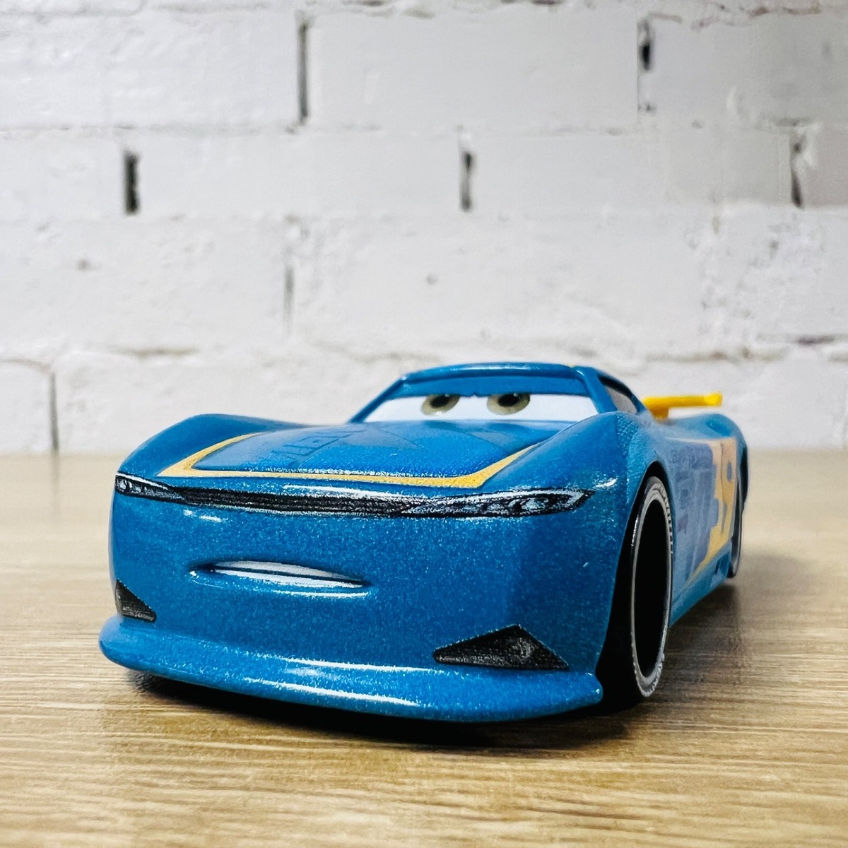Michael Rotor Viewzeen Next Gen Racer 39 Disney Pixar Diecast