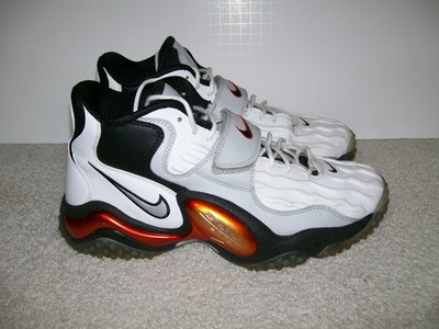barry sanders turf shoes