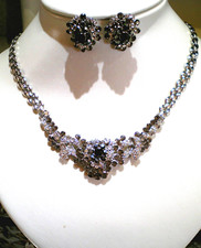 Gorgeous Silver Plated Floral Design Necklace  Matching Earring Set 17" Long