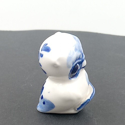 Vintage Miniature Bone China Delft Blue Wise Owl Figurine W/ book & Glasses 1.5" - Picture 3 of 9