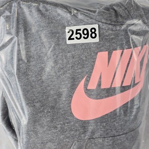 $45 Nike Club Fleece High Low Crop Hoodie Big Girl Medium Grey Pink DC7206-091 - Picture 16 of 17