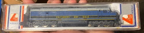 LIMA N locomotive diesel éclairée USA Baltimore & Ohio bleu foncé 220284 boite - Foto 3 di 11