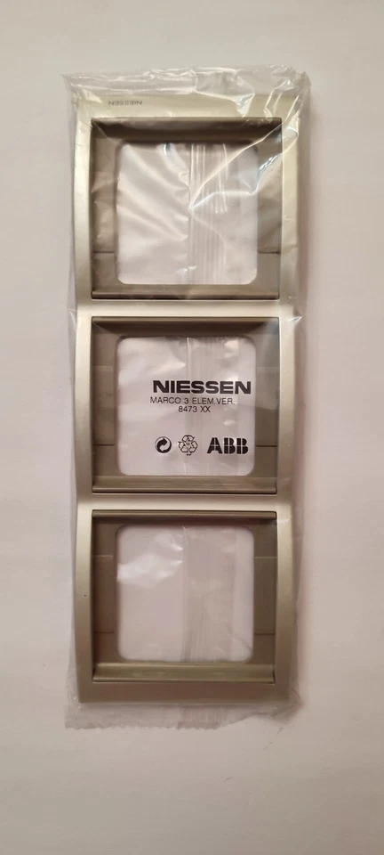 Marco De 3 Elementos Niessen Olas , Vertical, Níquel C.