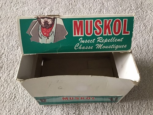 NOS Vintage Muskol Store Display Holder W/6 Muskol Full 2 fl oz Plastic Bottles - Picture 4 of 14