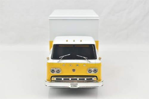 ERTL Coca Cola Coke Ford 1958 C-800 Delivery Truck Die Cast 1:25 Scale H837 - Picture 4 of 10