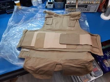 BAE Systems Low Visibility Body Armor Vest, Large, H92222-06-D-0002 NO INSERTS