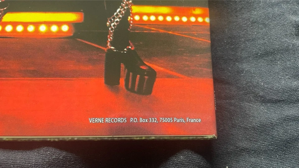 KISS - Alive in Tokyo 77 Awesome & Rare Import Vinyl LP EX- Condition - Image 4 of 4