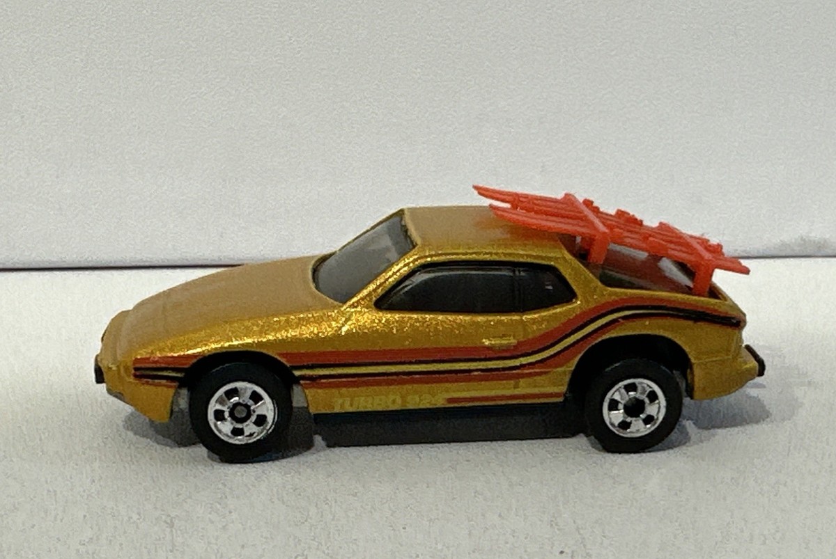 Vintage 1980s Hot Wheels Blackwall Upfront 924 Porsche Gold w