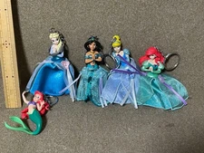 Disney Princess Charm Set  Ariel, Elsa, Jasmine, Cinderella  5 Figures