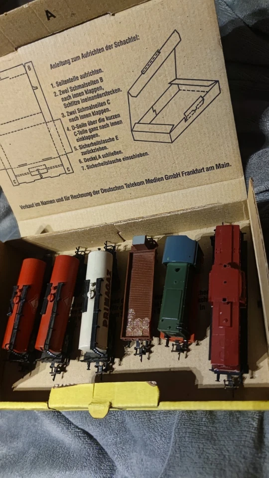 TT Lok Br 110104-7, V36071 Rangierlok und 3 Kesselwagen und 1 Güterwagen - Bild 2 von 2