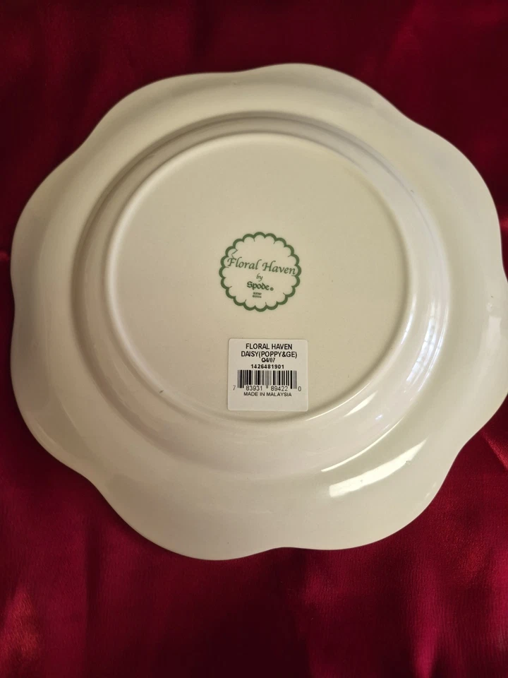 Set of 4 SPODE Floral Haven Scalloped Smooth Edge LUNCHEON PLATE - Image 2 of 4