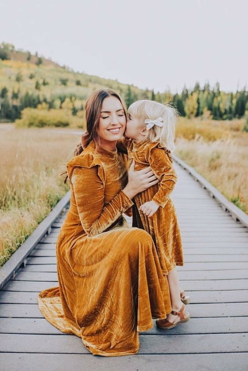 Mother and Daughter Matching Velvet Dress Family Set | eBay