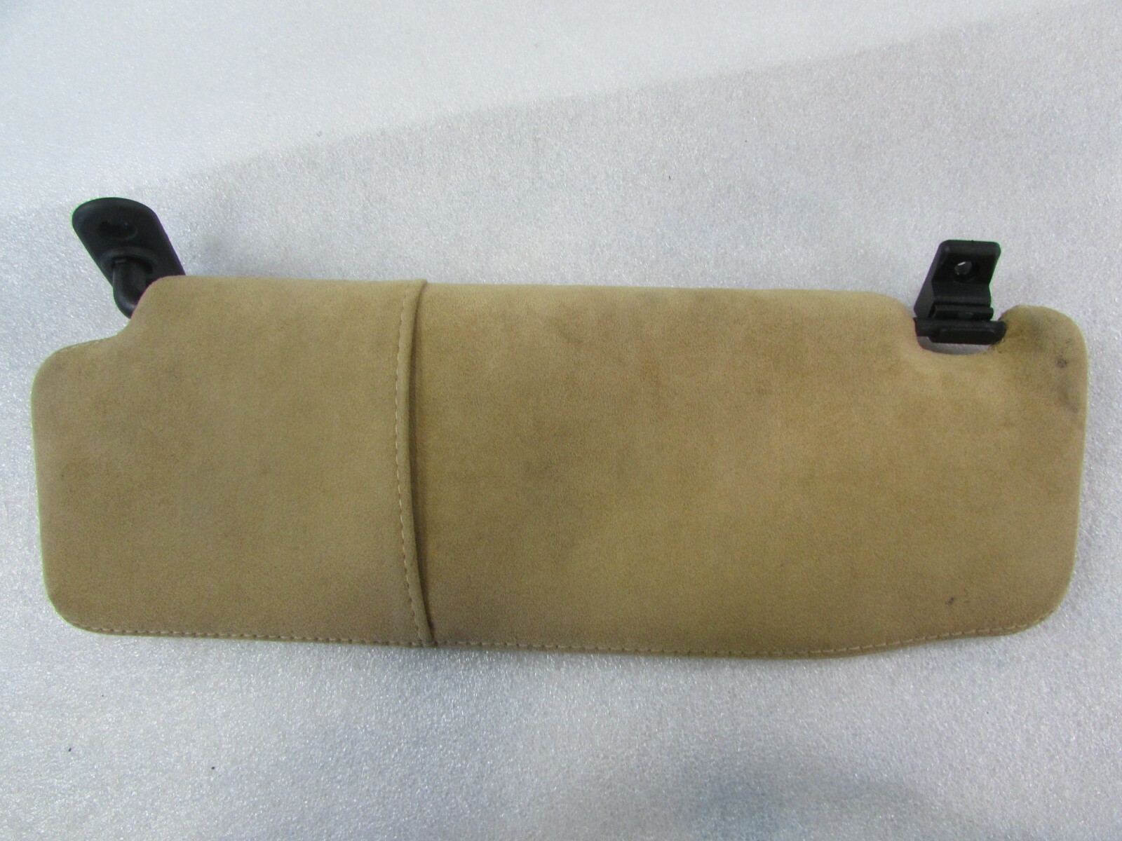 Maserati Coupe, LH, Left Beige Leather, Used, P/N 68335105