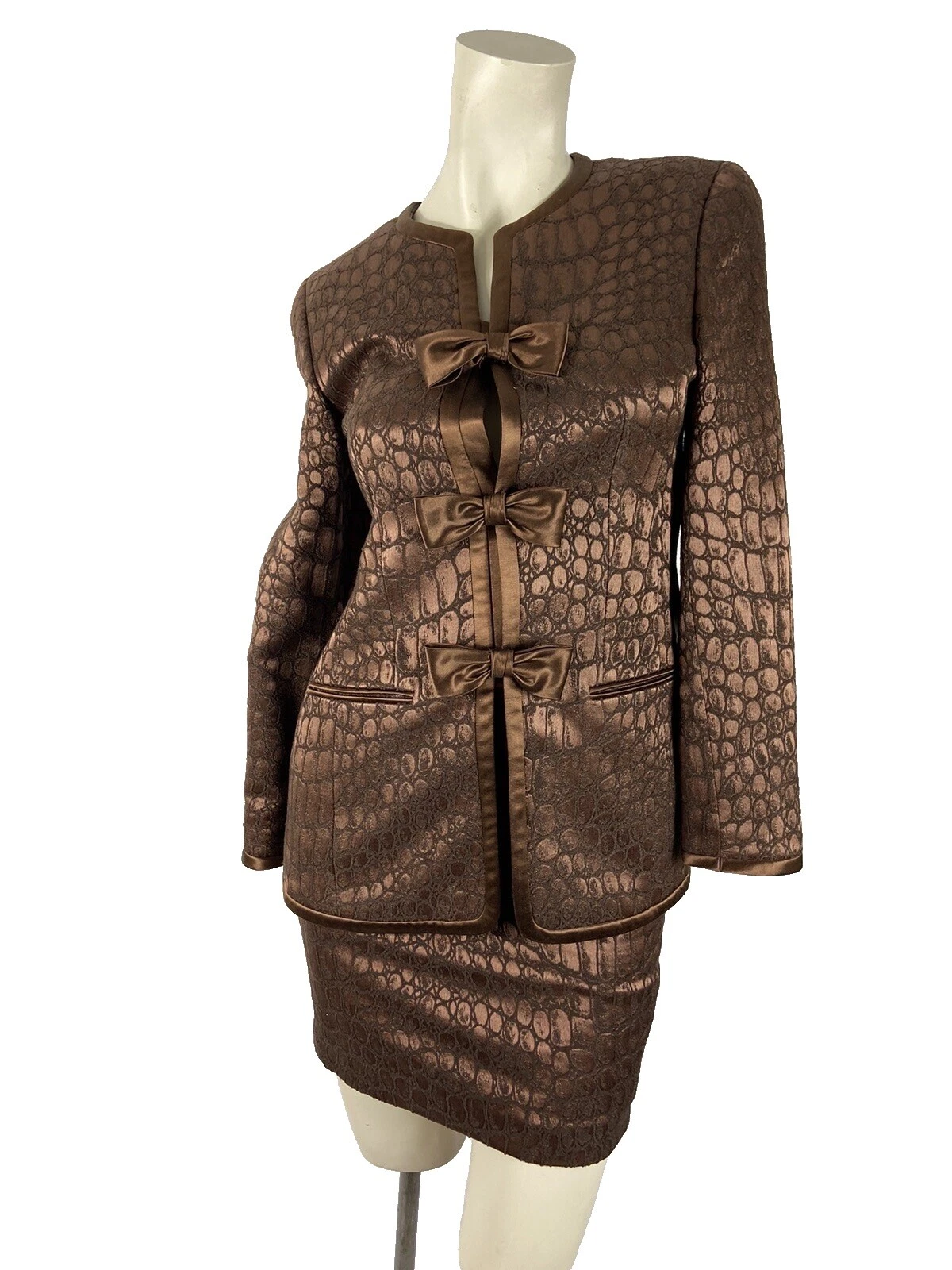 Trajes de tamaño 34 Louis Feraud & Suit Separates para Mujeres