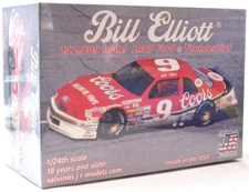Salvinos JR Models "Coors" Bill Elliott 1987 Ford Thunderbird 1/24 Model Car Kit