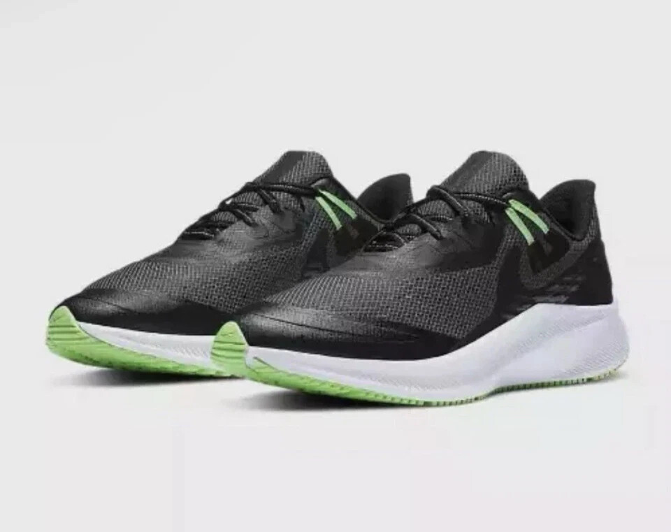 Мужские кроссовки Nike Quest 3 Shield черного, белого и зеленого цвета CQ8894-010 размера