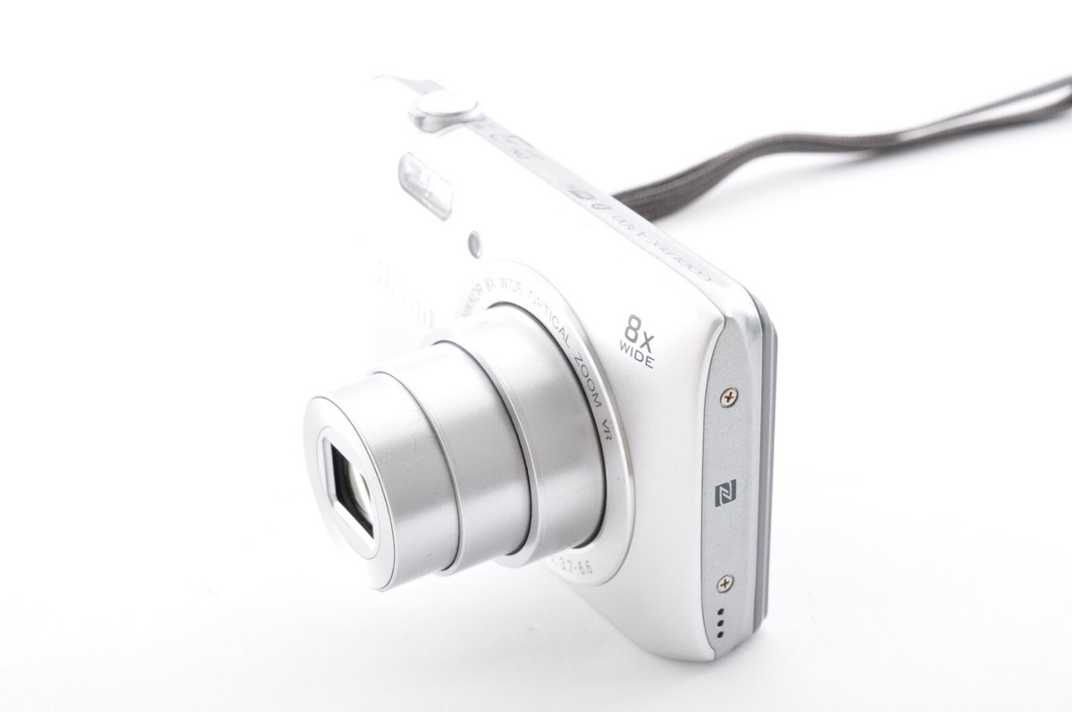 Nikon Coolpix A300 Silver Very Good 20.0MP Compact Digital Nikon Coolpix A300 Silver Very Good 20.0MP Compact Digital
