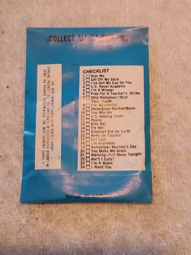 1970 BATTY BUTTONS BOX (16 PACKS) TOPPS BITE ME GET LOST I WANT YOU - Picture 9 of 13