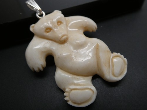 Polar Bear Carved Water Buffalo Bubalus Bubalis Bone Pendant Necklace With Cord - Picture 6 of 9