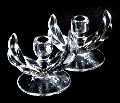 2x INDIANA GLASS LAUREL clear WILLOW OLEANDER single taper CANDLESTICKS 1008